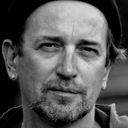  Stefan Kiesbye
